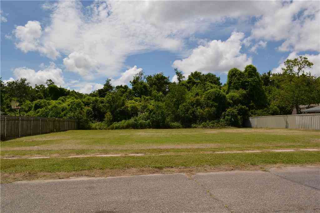 Vacant Land For Sale - 3124 Munster Boulevard<br/> Meraux, LA 70075