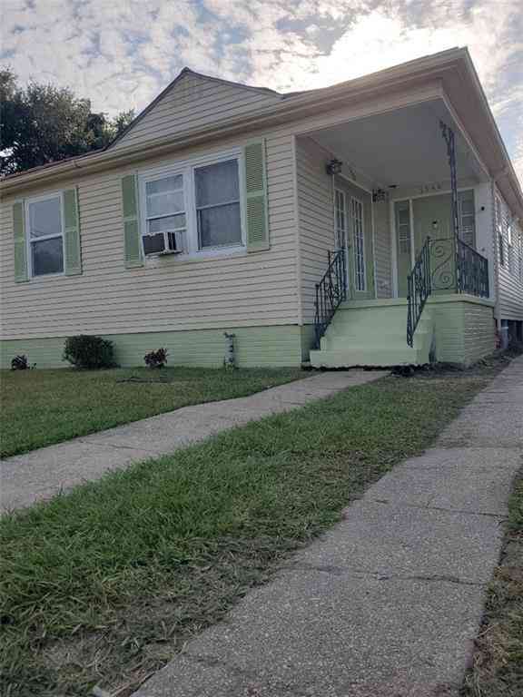 Multifamily For Rent - 5542 Pasteur Boulevard<br/> New Orleans, LA 70122