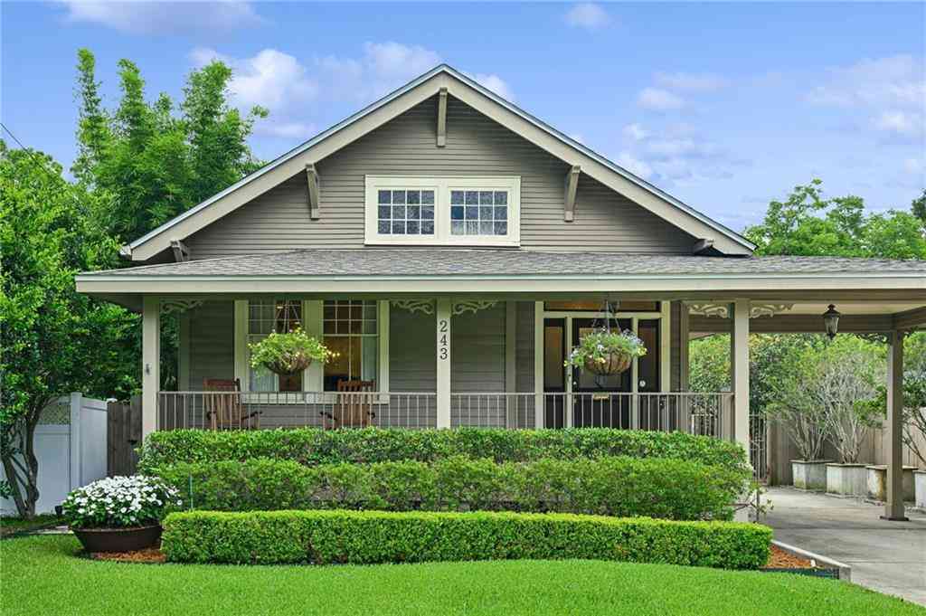 Homes For Sale - 243 Bonnabel Boulevard<br/> Metairie, LA 70005