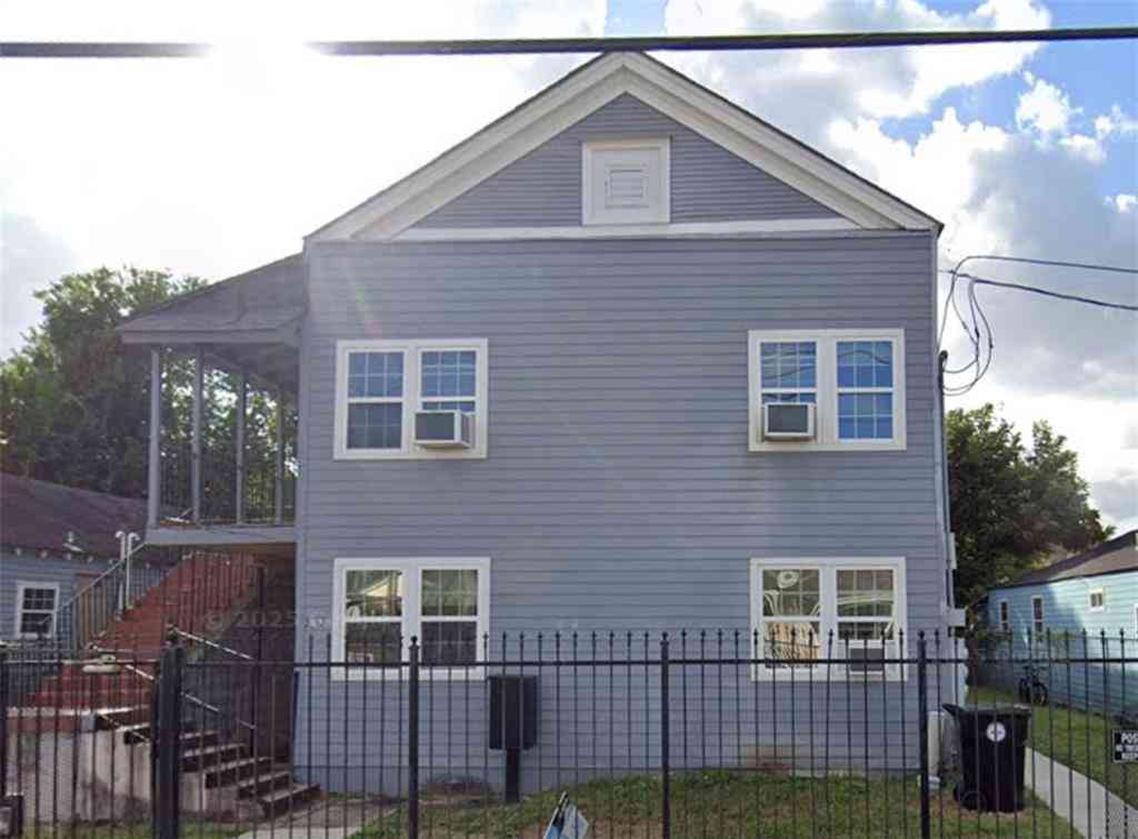 Multifamily For Rent - 2612 Soniat Street #2B<br/> New Orleans, LA 70115