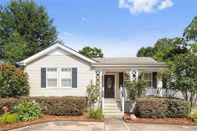 Homes For Rent - 349 Helios Avenue<br/> Metairie, LA 70005