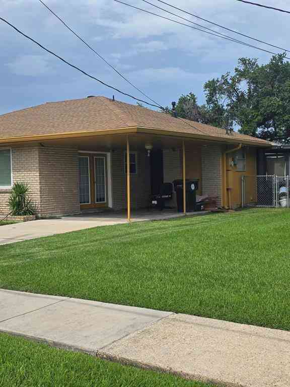 Homes For Sale - 2648 Mercedes Boulevard<br/> New Orleans, LA 70114