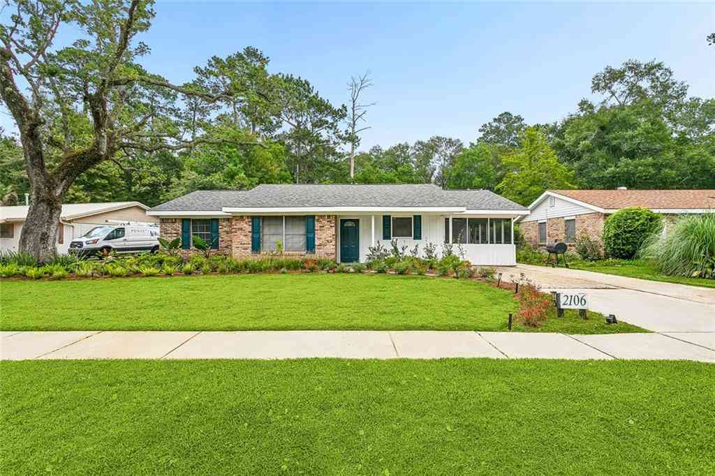 Homes For Sale - 2106 Park Drive<br/> Slidell, LA 70458
