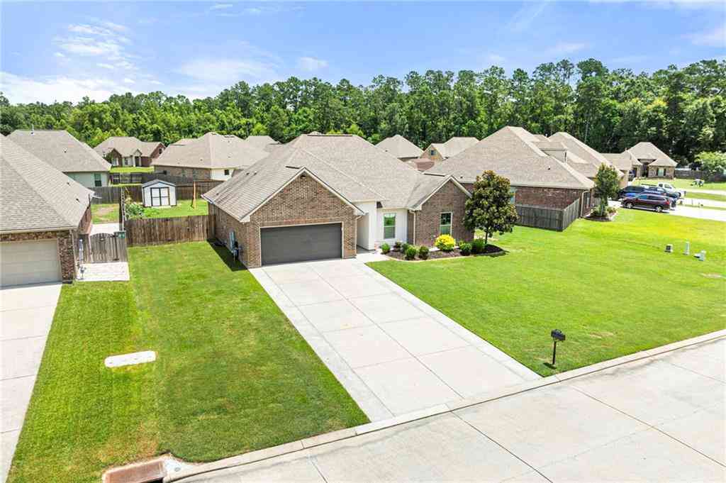 Homes For Sale - 578 Ponderosa Drive<br/> Ponchatoula, LA 70454