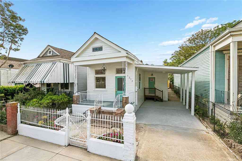 Homes For Sale - 1312 Joliet Street<br/> New Orleans, LA 70118