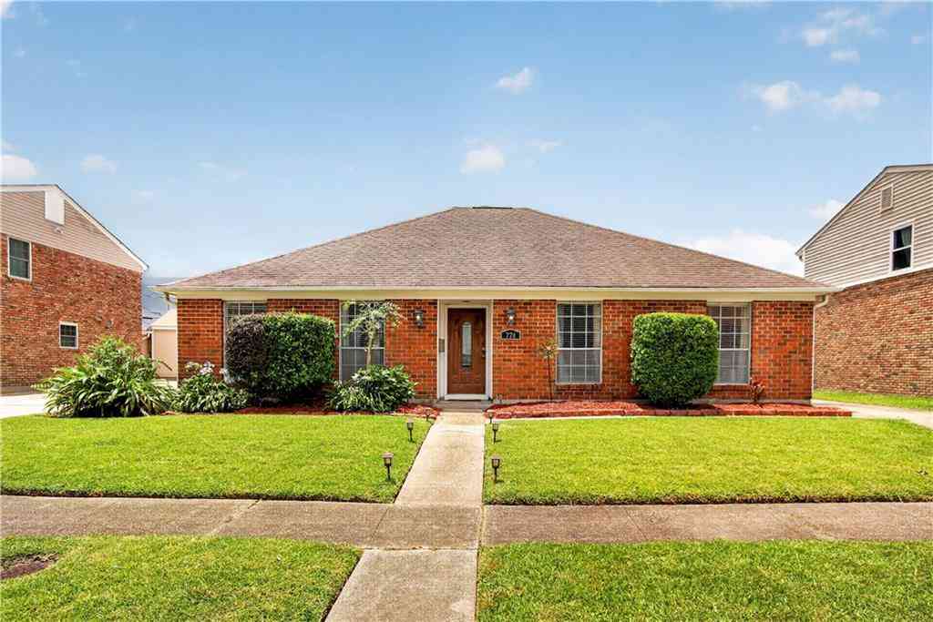 Homes For Sale - 778 Glencove Lane<br/> Gretna, LA 70056