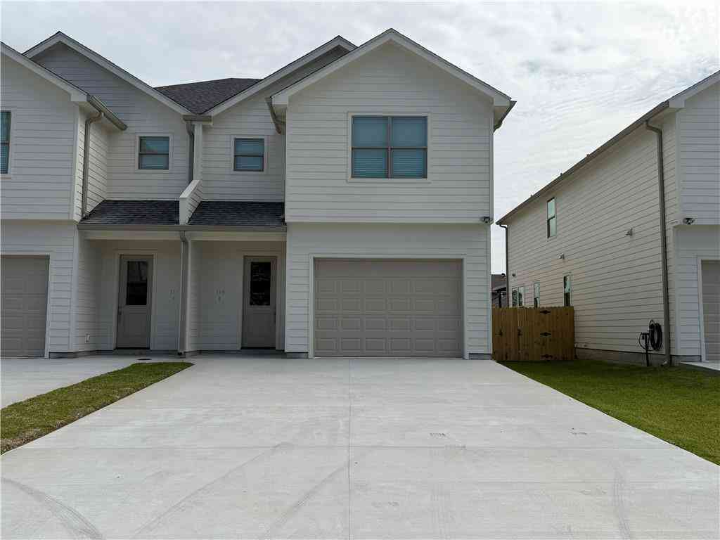 Multifamily For Rent - 118 Berger Street #B<br/> Belle Chasse, LA 70037