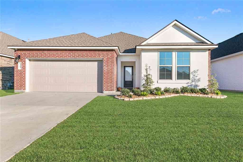 Homes For Rent - 5265 Summer Pecan Road<br/> Slidell, LA 70461