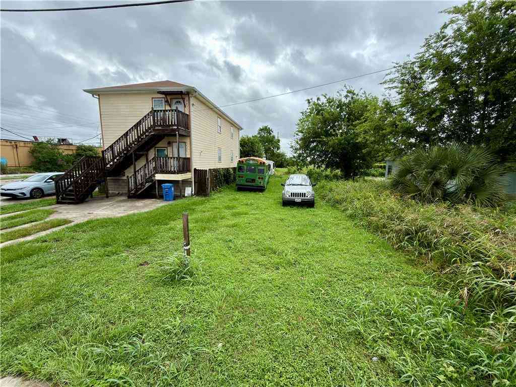 Vacant Land For Sale - 2633 Desire Street<br/> New Orleans, LA 70117