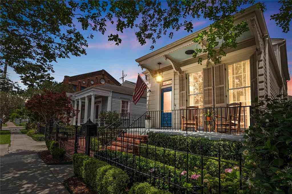 Homes For Sale - 1029 Milan Street<br/> New Orleans, LA 70115