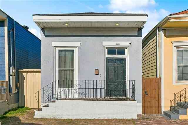 Multifamily For Rent - 1831 St Ann Street #A<br/> New Orleans, LA 70116