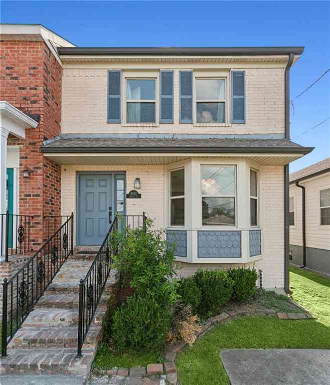 Homes For Sale - 6542 Avenue A<br/> New Orleans, LA 70124