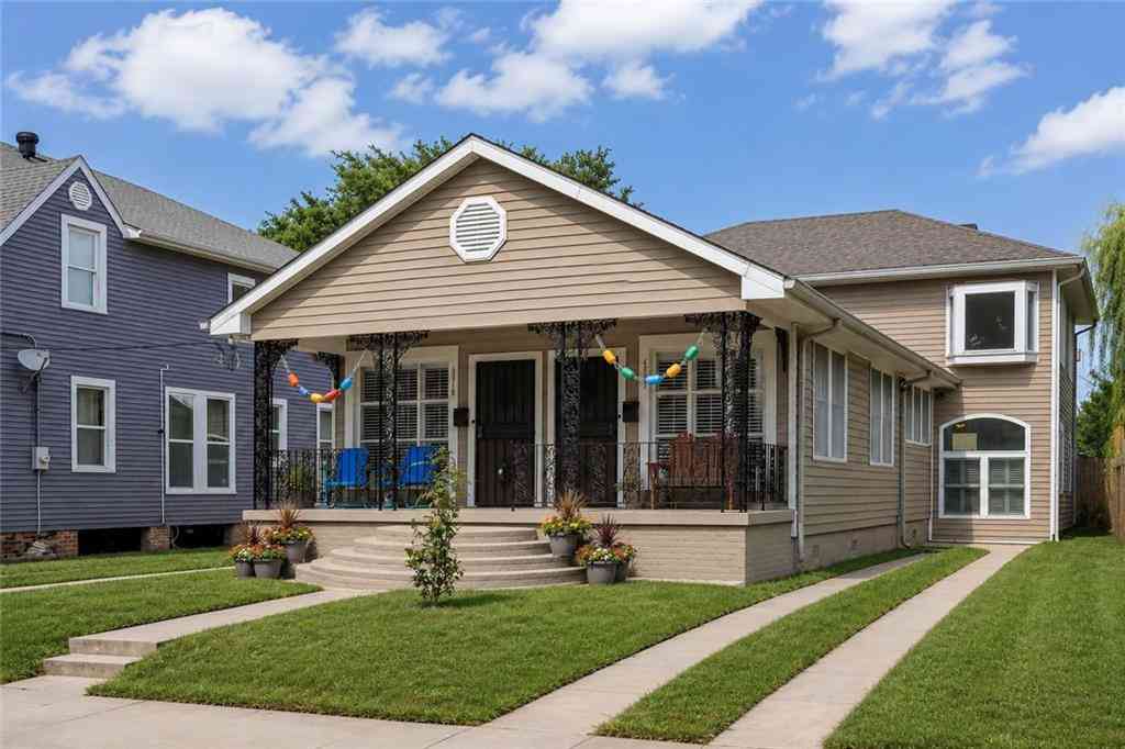 Homes For Sale - 4917 Painters Street<br/> New Orleans, LA 70122
