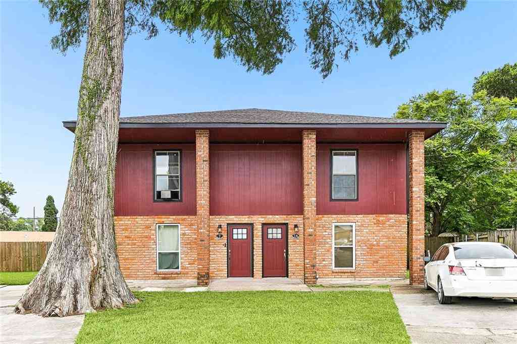 Homes For Sale - 7 7A Shepard Court<br/> New Orleans, LA 70114