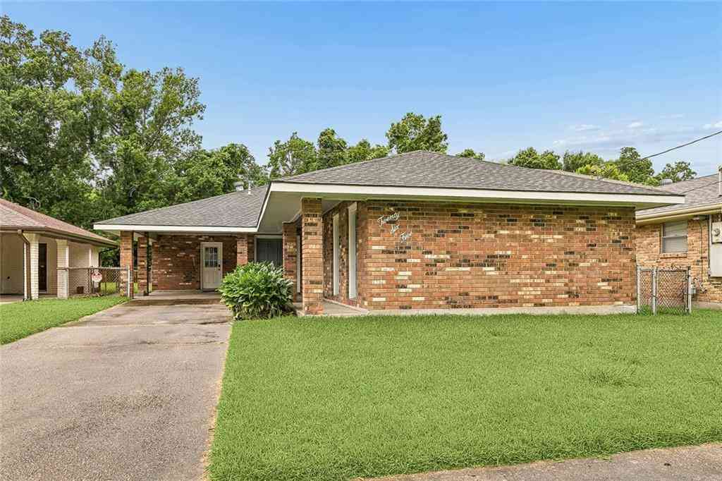 Homes For Sale - 2065 Halsey Avenue<br/> New Orleans, LA 70114