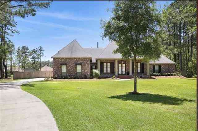 Homes For Sale - 719 Odessa Lane<br/> Covington, LA 70435