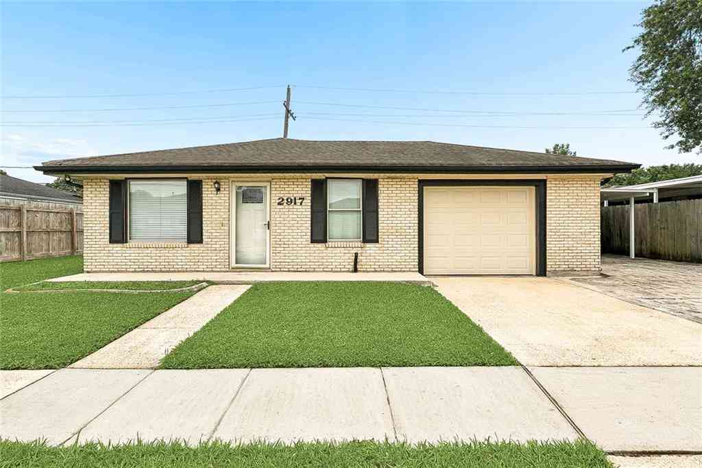 Homes For Sale - 2917 Mumphrey Road<br/> Chalmette, LA 70043