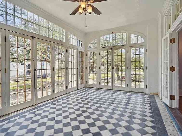 Multifamily For Rent - 5341 St Charles Avenue<br/> New Orleans, LA 70115