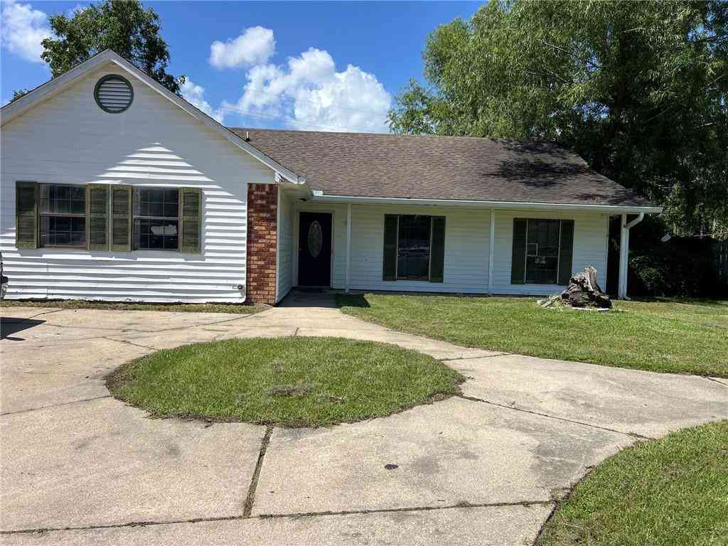 Homes For Sale - 804 Huntwyck Circle<br/> Slidell, LA 70460
