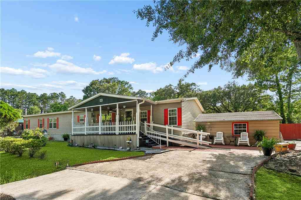 Homes For Sale - 37410 E Pinehill Drive<br/> Slidell, LA 70460