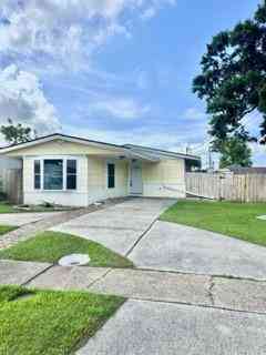 Homes For Rent - 6016 Loraine Street<br/> Metairie, LA 70001