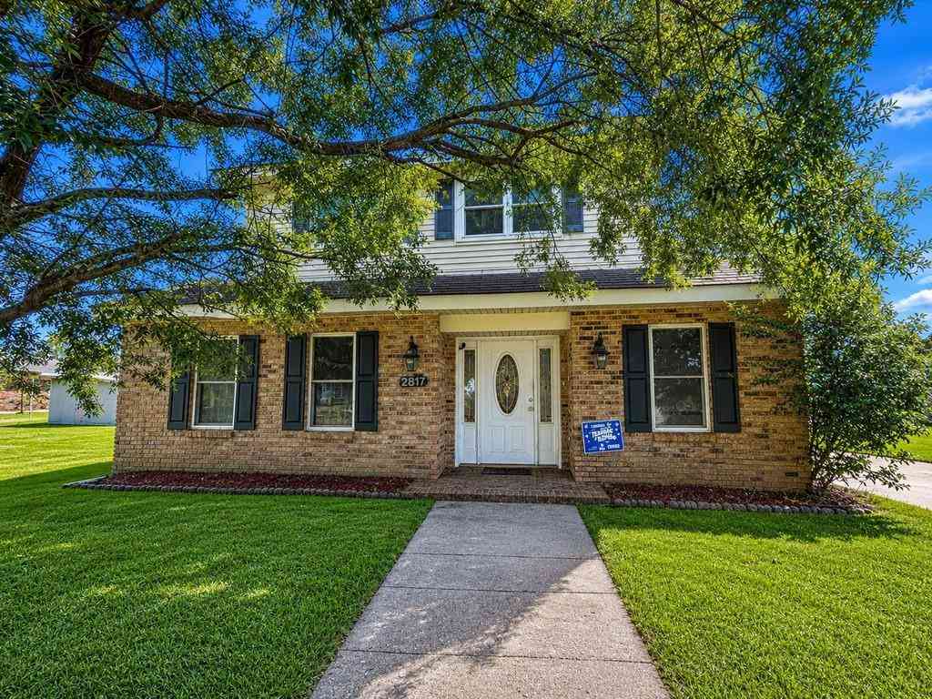 Homes For Sale - 2817 Bradbury Street<br/> Meraux, LA 70075