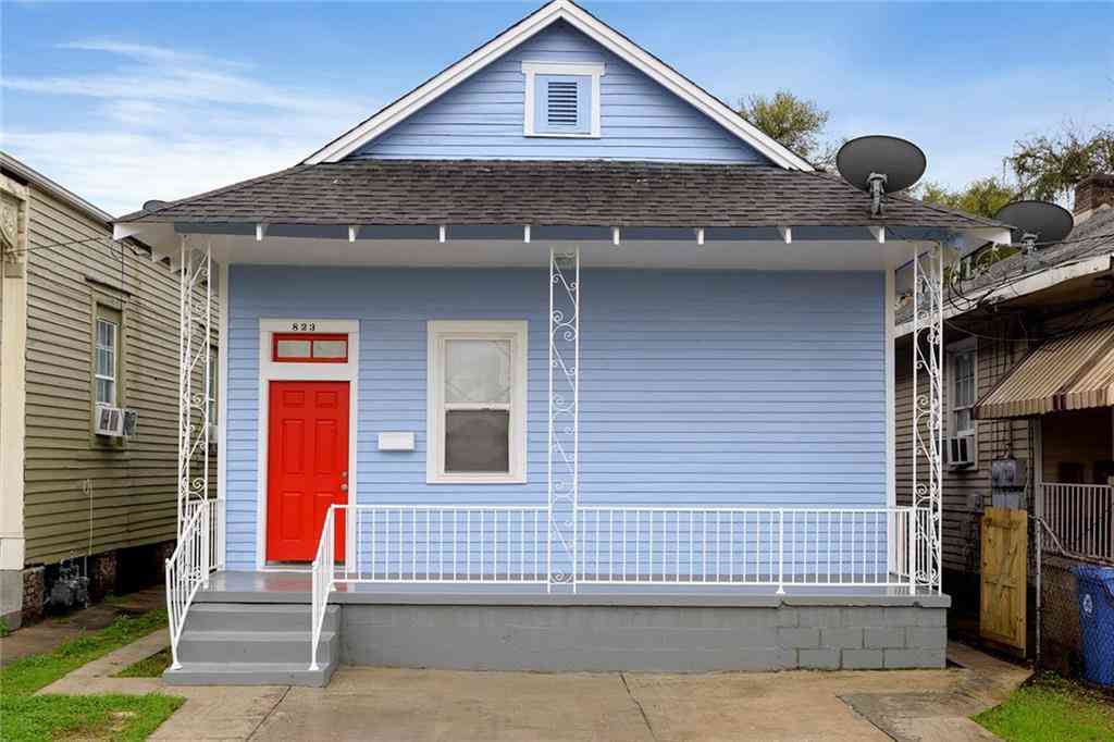 Homes For Sale - 821 De Armas Street<br/> New Orleans, LA 70114