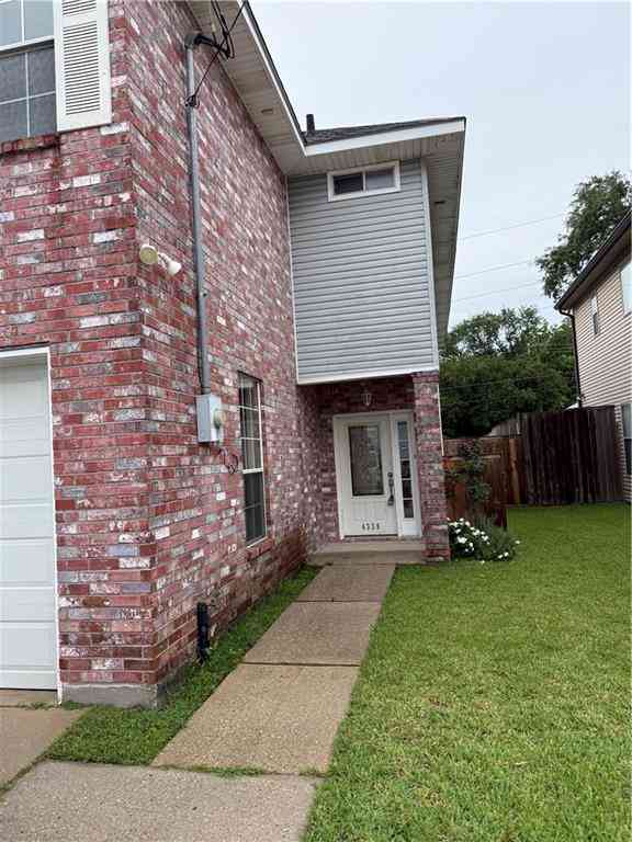 Townhouse For Rent - 4339 Anthony Street<br/> Jefferson County, Metairie, LA 70001