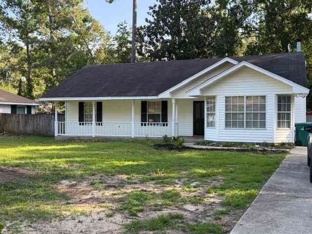 Homes For Rent - 215 Elmwood Street<br/> Mandeville, LA 70448