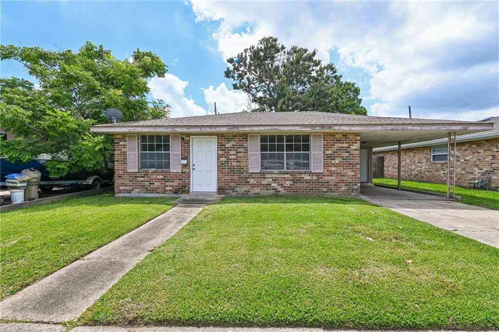 Homes For Sale - 4121 Ole Miss Drive<br/> Kenner, LA 70065