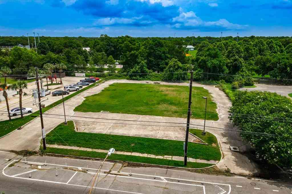 Vacant Land For Sale - 5571 Read Boulevard<br/> New Orleans, LA 70127