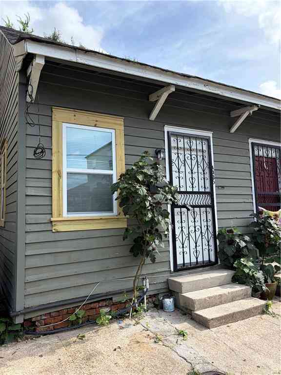 Multifamily For Rent - 4326 Annunciation Street<br/> New Orleans, LA 70115