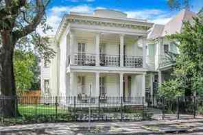 Homes For Rent - 4200 St Charles Avenue<br/> New Orleans, LA 70115