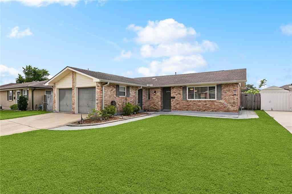 Homes For Sale - 570 Dover Lane<br/> Terrytown, LA 70056