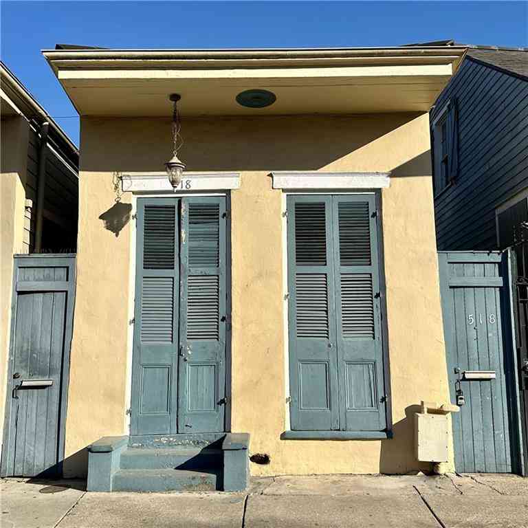 Homes For Rent - 518 Dauphine Street<br/> New Orleans, LA 70112