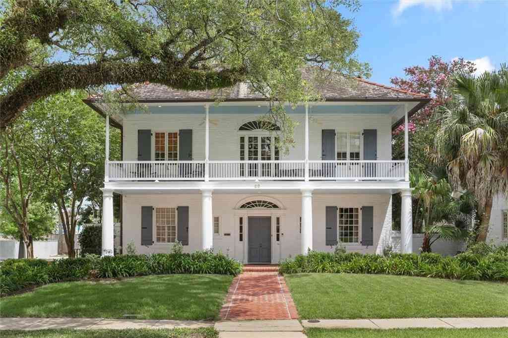Homes For Sale - 89 Audubon Boulevard<br/> New Orleans, LA 70118