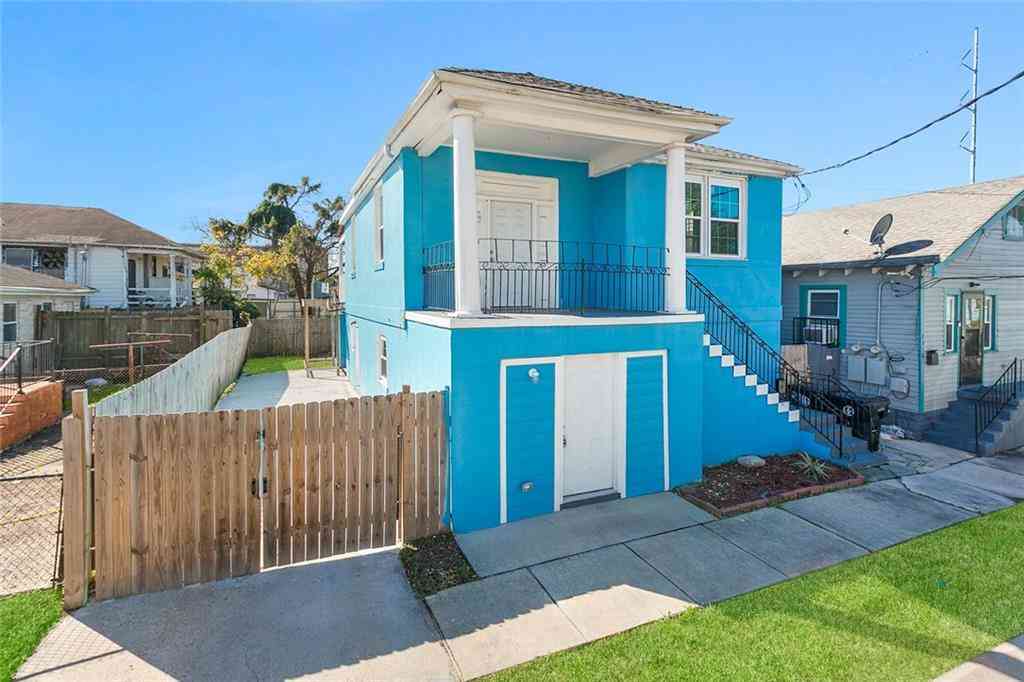 Multifamily For Sale - 2312 14 Aubry Street<br/> New Orleans, LA 70119