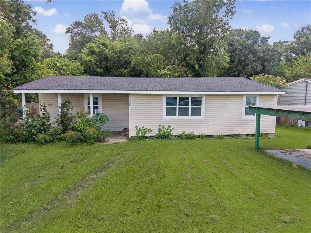 Homes For Sale - 333 Killona Drive<br/> Saint Charles County, Killona, LA 70057
