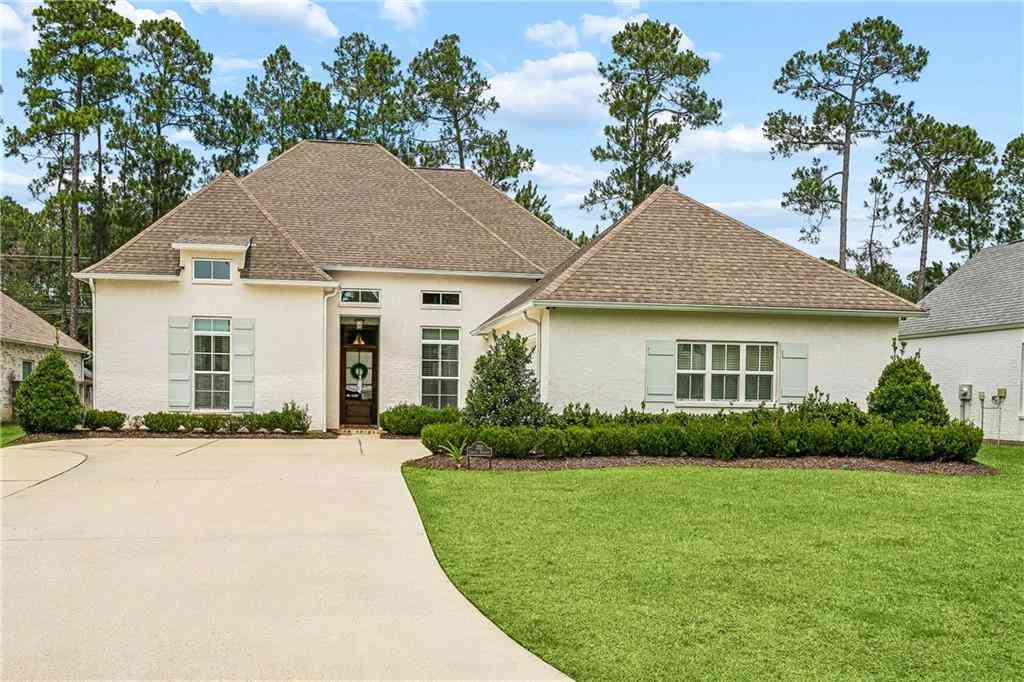 Homes For Sale - 232 Chateau Papillon<br/> Saint Tammany County, Mandeville, LA 70471