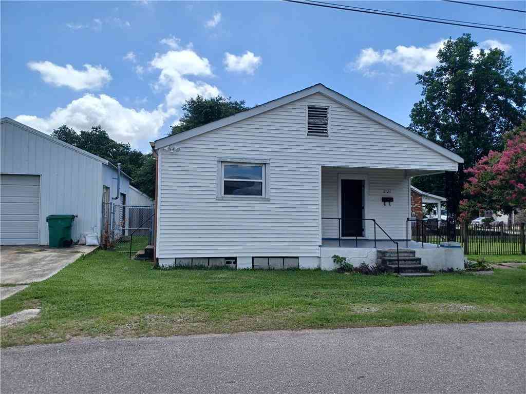 Homes For Rent - 3525 W Metairie Avenue<br/> Jefferson County, Metairie, LA 70001