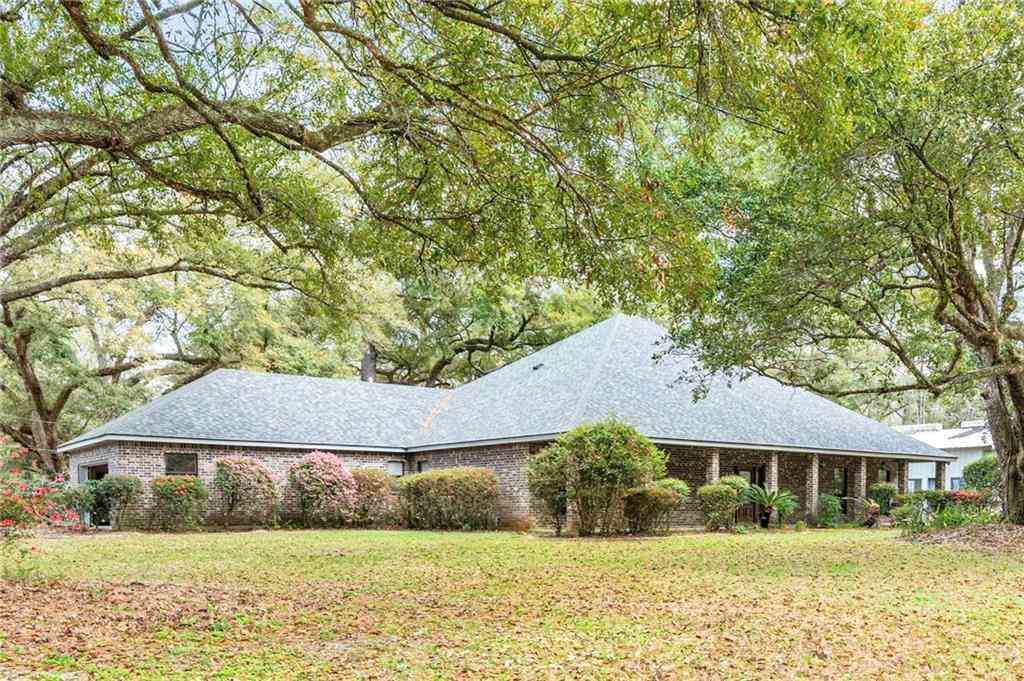Homes For Sale - 69170 4th Avenue<br/> Covington, LA 70433