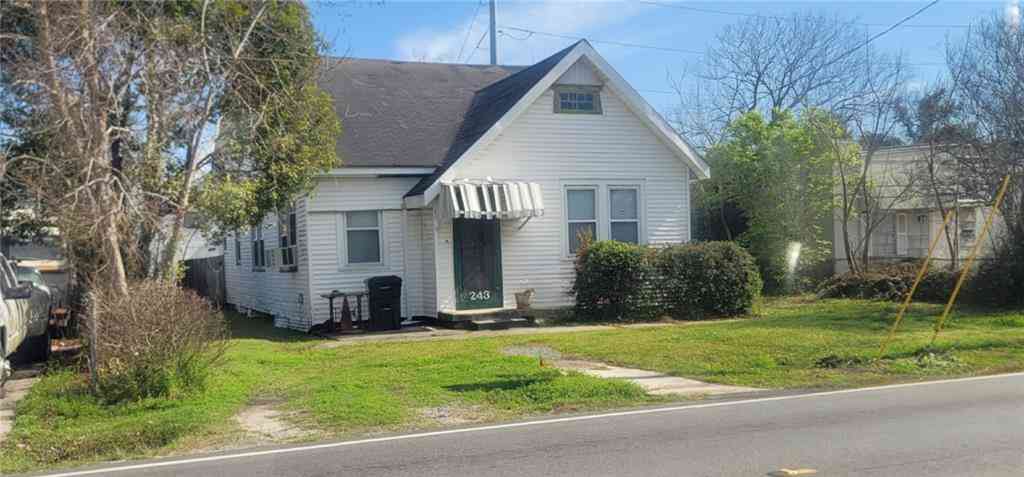 Multifamily For Sale - 243 Hickory Avenue<br/> Harahan, LA 70123