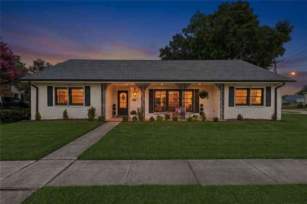 Homes For Sale - 5001 Purdue Drive<br/> Metairie, LA 70003