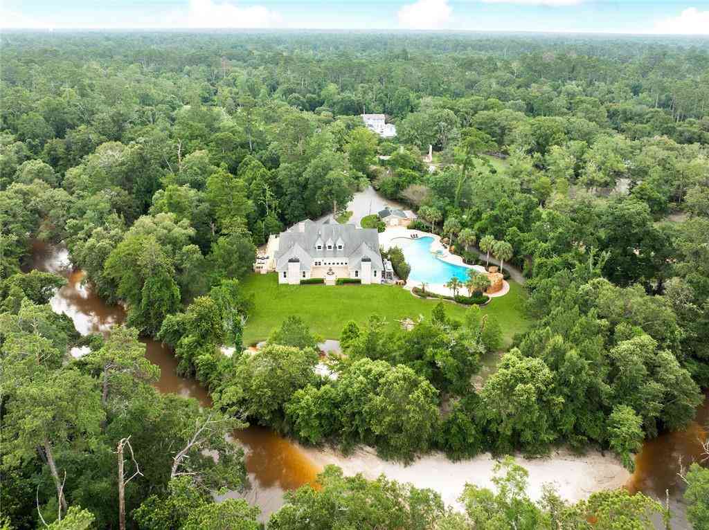 Homes For Sale - 9 Magnolia Gardens Drive<br/> Covington, LA 70435