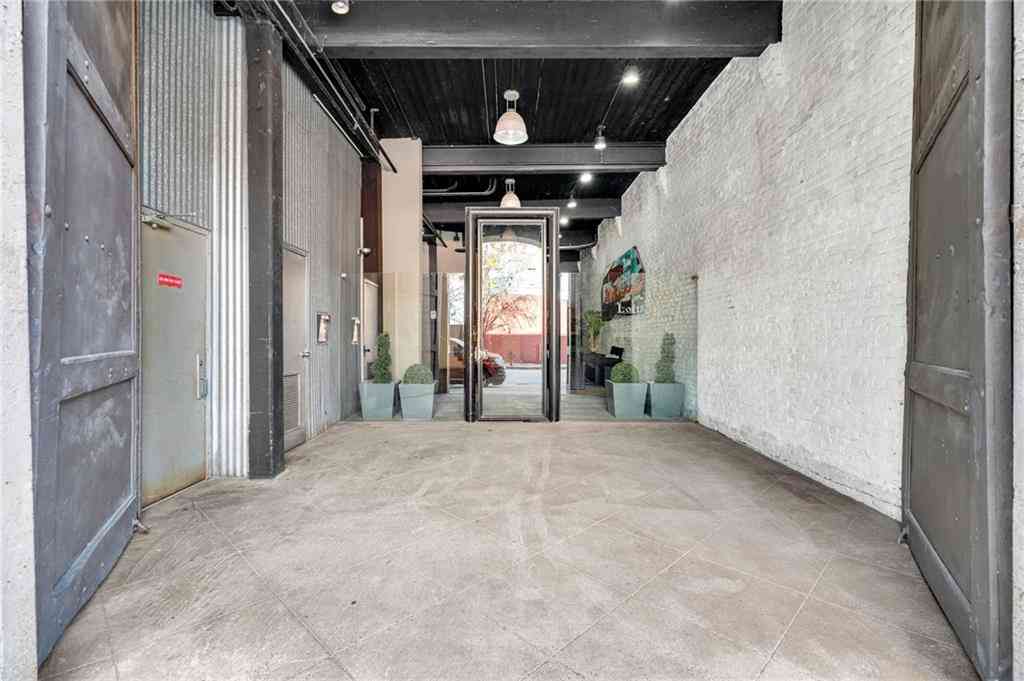 Condo For Sale - 402 Julia Street #302<br/> New Orleans, LA 70130