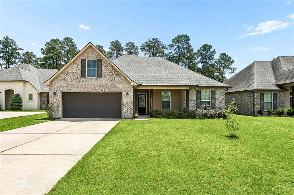 Homes For Sale - 360 Knollwood Lane<br/> Slidell, LA 70461