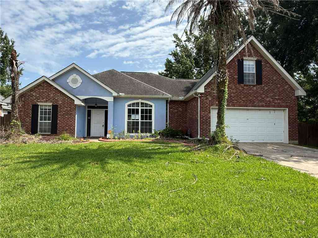 Homes For Sale - 127 Anna Street<br/> Slidell, LA 70458