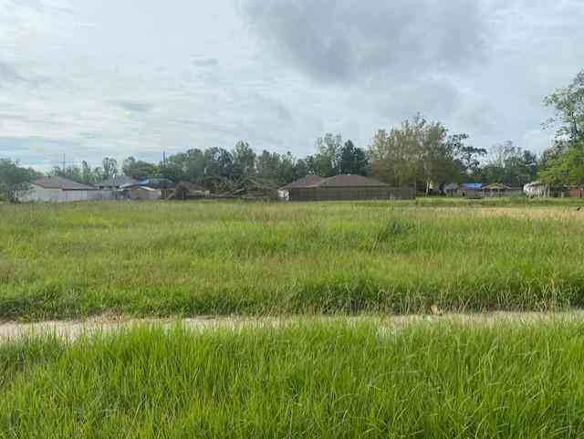 Vacant Land For Sale - 2605 Reunion Drive<br/> Violet, LA 70092