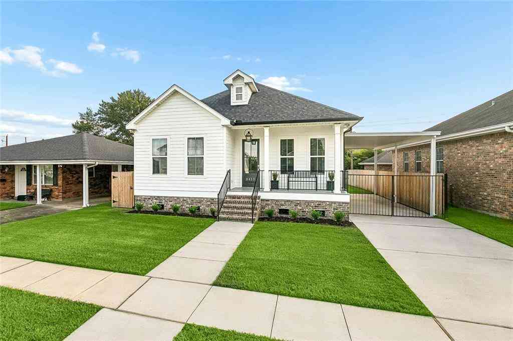 Homes For Sale - 8433 Colonel Drive<br/> Chalmette, LA 70043