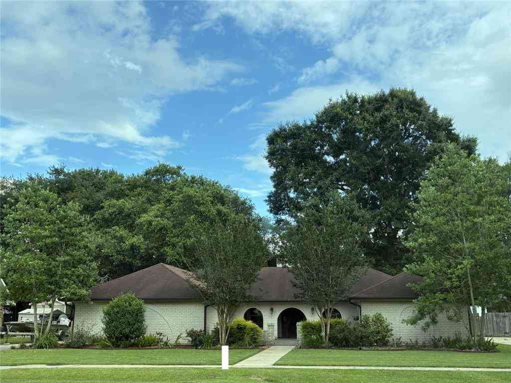 Homes For Sale - 107 Paddington Drive<br/> Lafayette County, Lafayette, LA 70508